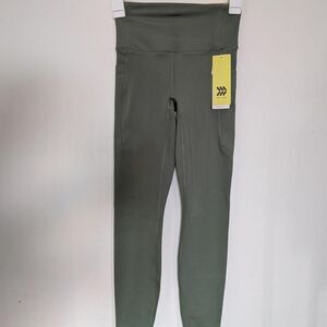 NWT all in motion sage green athletic leggings workout yoga with pockets size XS